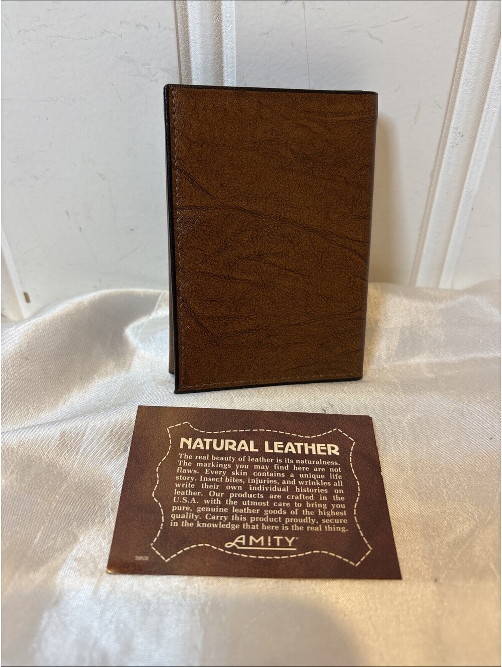 NEW NOS Vintage Amity Tri-Fold Wallet Light Brown Cowhide Leather